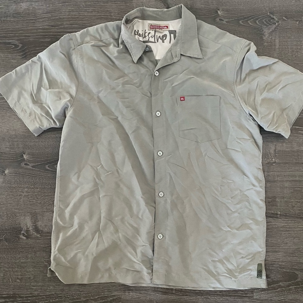 Men’s Quicksilver Button Down